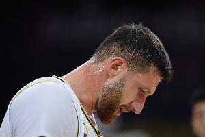 免费pg电子试玩游戏-难阻失利!努尔基奇14中7拿到20分7板2断2帽 但罚球10中5